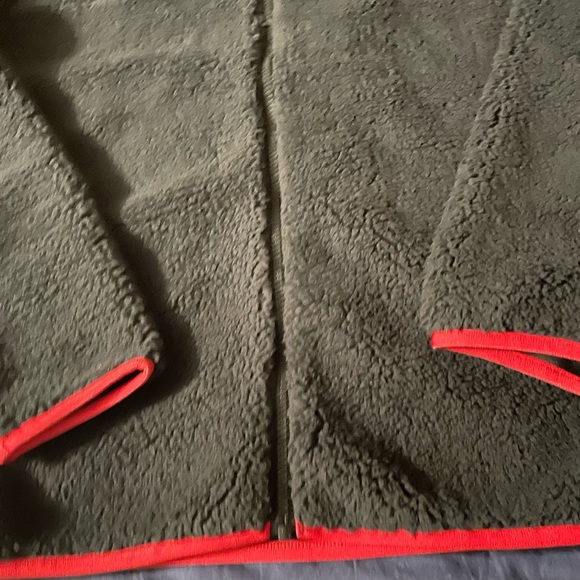 Georgia Bulldogs Women’s Columbia Full Zip Sweater - Picture 8 of 13